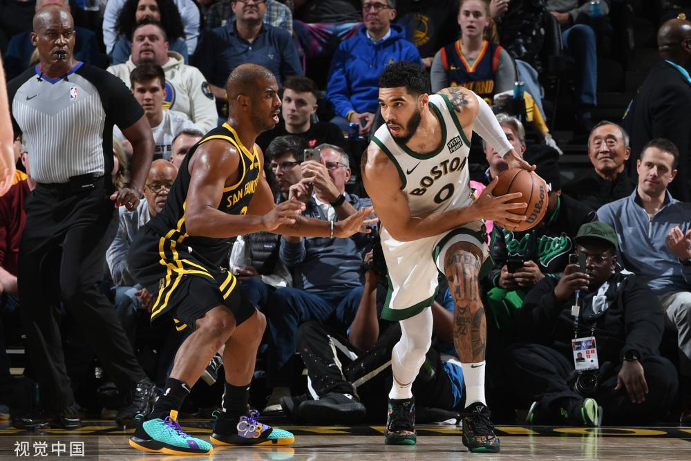 他迅速调整 他迅速调整